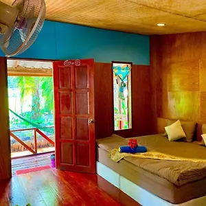 Privatunterkunft Lantacoconutgardenbungalow, Ko Lanta
